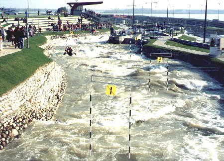Lavy kanal od startu